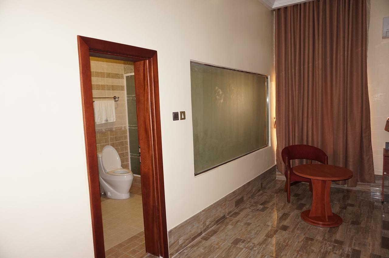 Aenon Suites Oshogbo Exteriör bild